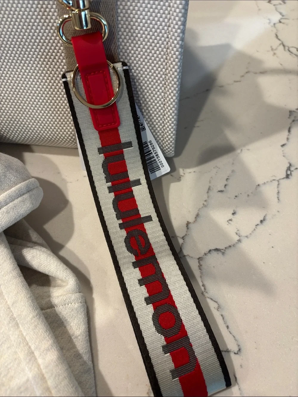 Lululemon BUNDLE– Scuba + Canvas Tote + Never Lost Keychain + Gift Bag NWT